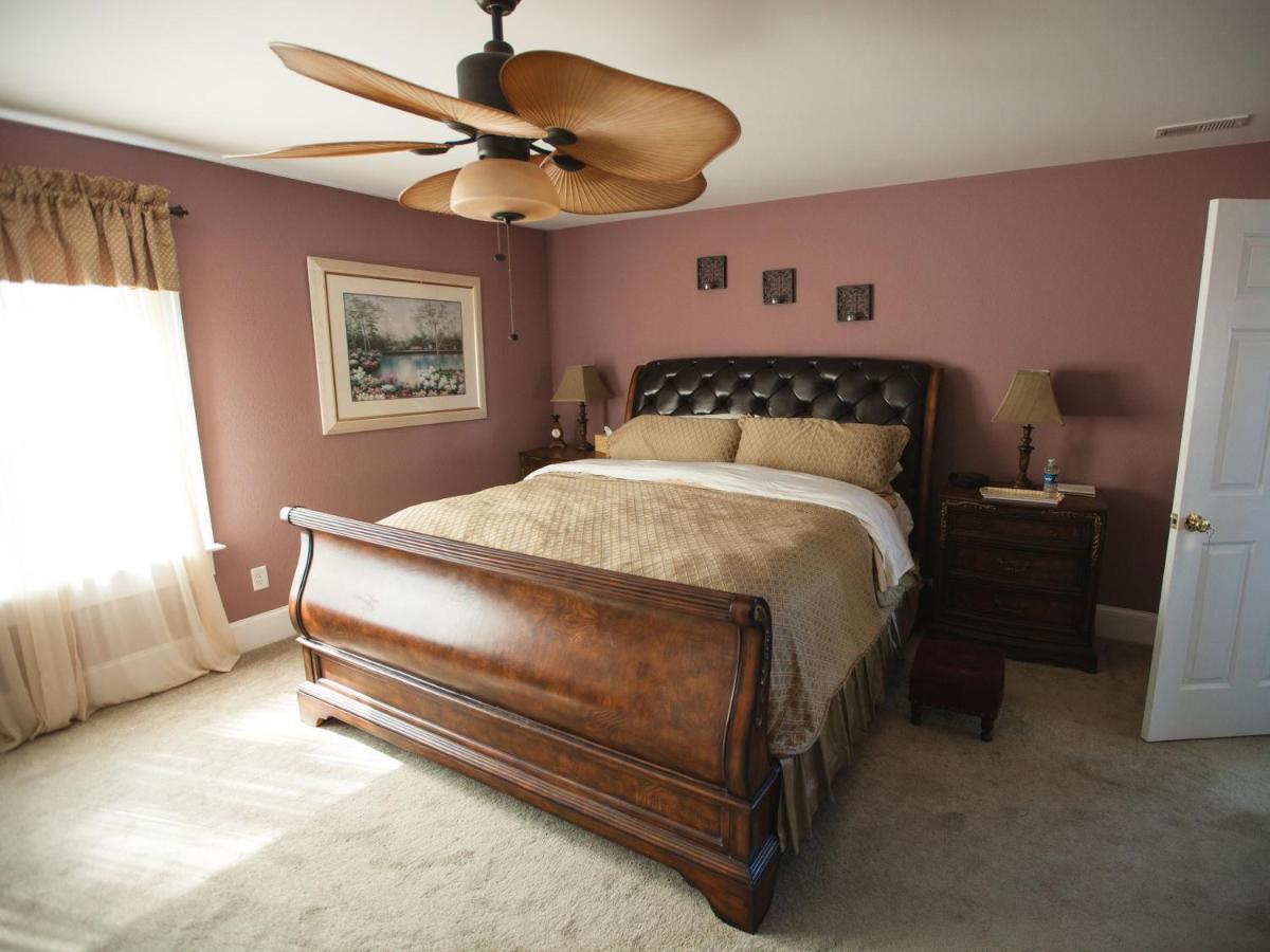 Bed and Breakfast Bay Tree Manor Seaford Екстер'єр фото
