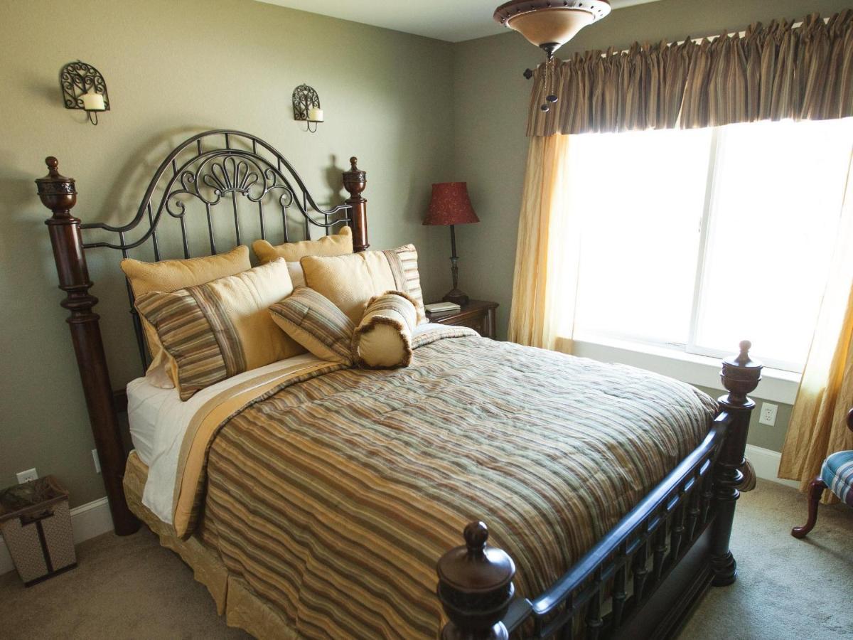 Bed and Breakfast Bay Tree Manor Seaford Екстер'єр фото